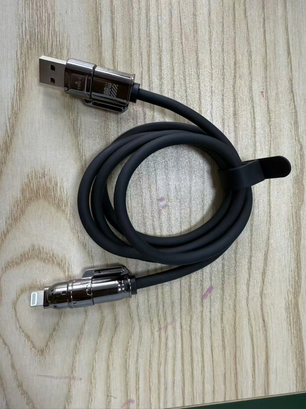 Speed Bird 4‑в‑1 мултикабел за данни с PD бързо зареждане, Lightning, Micro USB и Type-C, максимална мощност 100W, 1–4 конектора