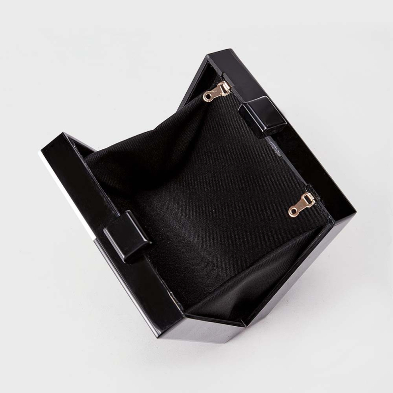 Акрилна чанта crossbody-клач с face-stitching, овална форма, магнитно затваряне, памучна подплата, джоб за телефон, пролет 2025