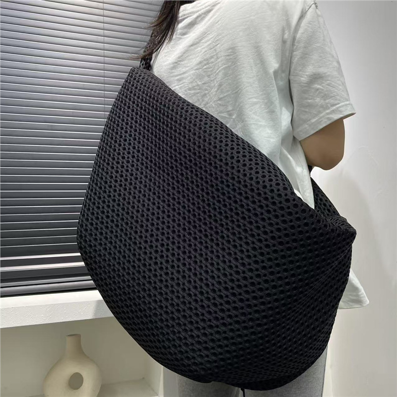 Nailonist naiste crossbody kott — linnalise lihtsuse stiil, horisontaalse ruudu kujuga, tõmblukk, mobiiltelefoni tasku