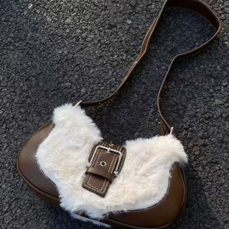 Τσάντα PU crossbody, με ένα λουρί, κλείσιμο με φερμουάρ, εσωτερική θήκη για κινητό, στυλ δρόμου