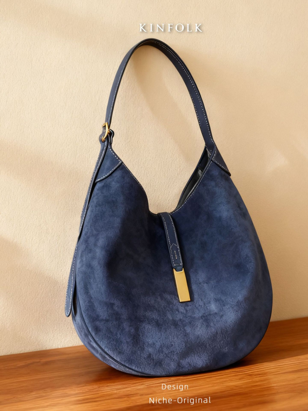 Dumpling bag за жени с дизайн за подмишница, материал супер влакна, PU подплата, магнитно затваряне, джоб за мобилен телефон