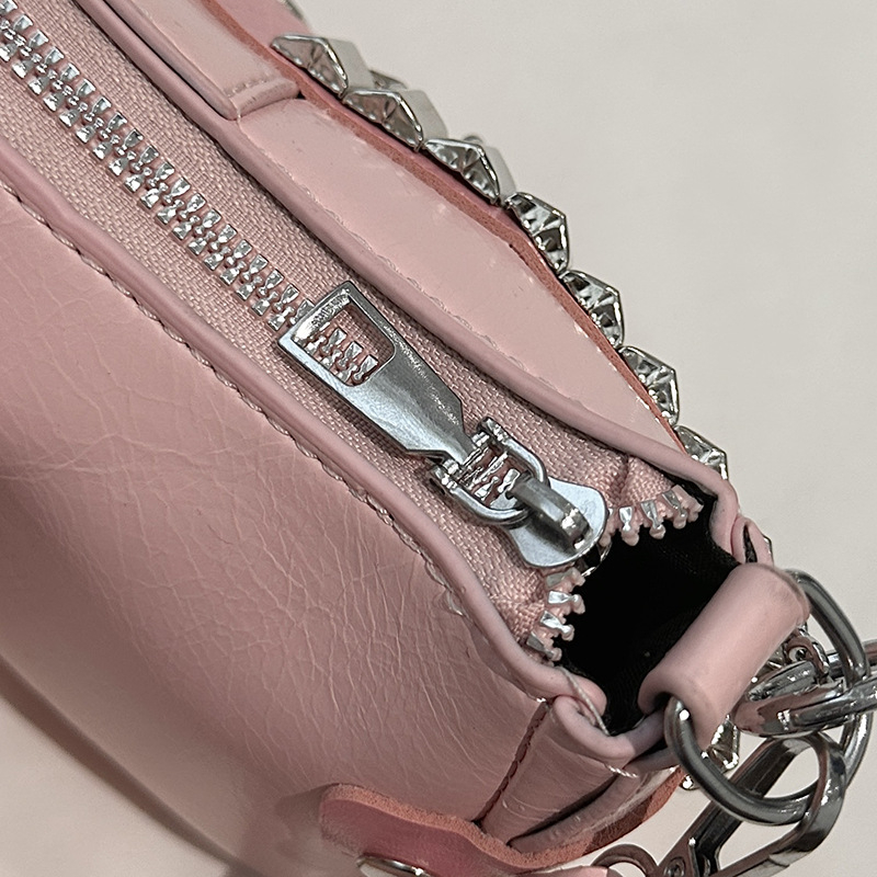 Τσάντα PU με διπλούς ιμάντες, κλείσιμο με φερμουάρ, οριζόντια τετράγωνη σιλουέτα, λαμιναρισμένο εσωτερικό με θήκη με φερμουάρ, μεσαία έως μαλακή σκληρότητα