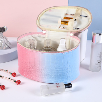 Чанта за грим с крокодилски принт, PU материал, градиентен дизайн, подплата от полиестер, водоустойчива за пътуване