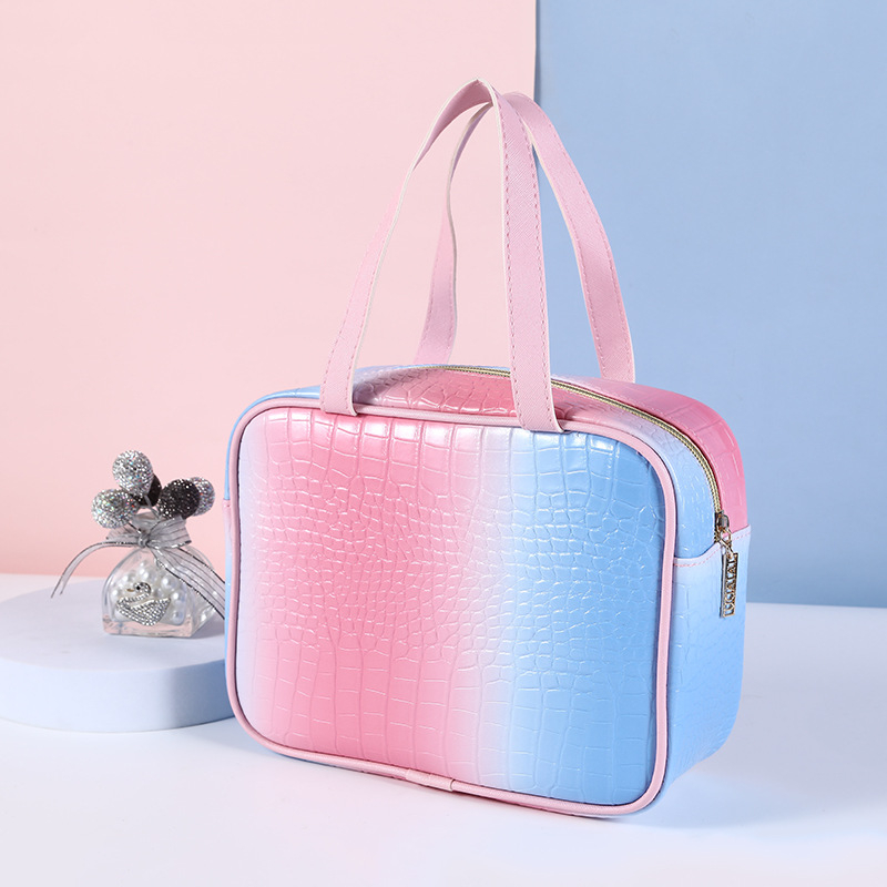 Чанта за грим с крокодилски принт, PU материал, градиентен дизайн, подплата от полиестер, водоустойчива за пътуване