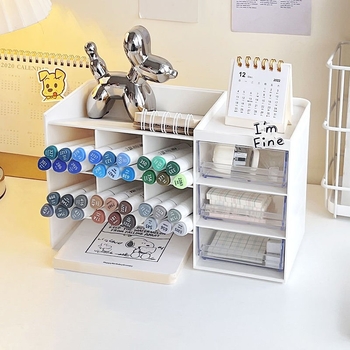 Markerite hoidja karp - kolmnurkse kujuga plastist lauaorganisaator suure mahutavusega, mitte kohandatav, ilma IP-litsentsita