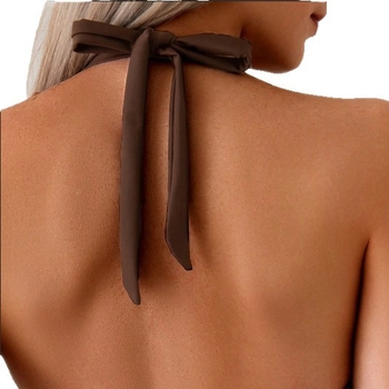 Дамски бански халтер с разрез и открит гръб, чашки с подплънки, без подложка — найлон 80%, подплата полиестер 95%