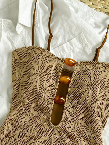 Едночастен дамски бански халтер без презрамки, едноцветен, полиестер 82/18, подплата полиестер/спандекс 95/5