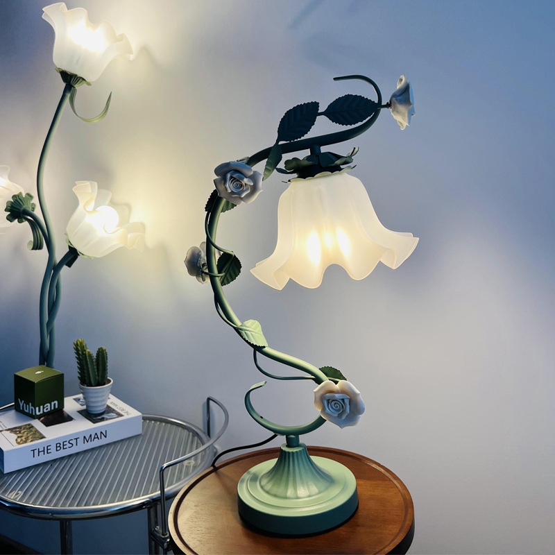 Γυάλινο επιτραπέζιο φως σε αγροτικό στυλ, μοντέλο TW-MT19, μεταλλικό στήριγμα, 220V