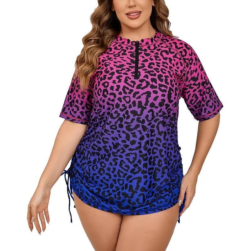 Naistele ujumistrikoo poole zip-iga, lühikeste varrukatega, veekindel, polüesterkangas, polüpropüleeni sisaldus, kolmekoseline komplekt