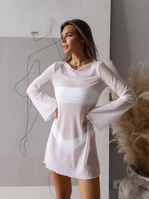 Rand-tunika võrgust materjalist, ümmarguse kaelusega, pikad varrukad, vaba vöökoht, seeliku pikkus