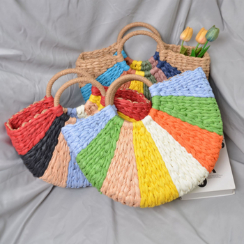 Papīra soma, pusapļa forma, pilsētas vienkāršais stils, atvērta ārējā kabata (Materiāls: Papīrs; Forma: Pusapļa; Ārējā kabata: Atvērta; Stils: Pilsētas vienkāršais)