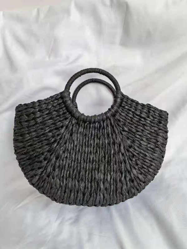 Papīra soma, pusapļa forma, pilsētas vienkāršais stils, atvērta ārējā kabata (Materiāls: Papīrs; Forma: Pusapļa; Ārējā kabata: Atvērta; Stils: Pilsētas vienkāršais)