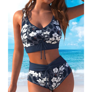 Kaheosaleline ujumistrikoo, seksikas ja tihe koos suure elastsusega, kõrge talje, polüesterkangas 82%, vooder spandex 20%, 300 g, ilma varrukateta