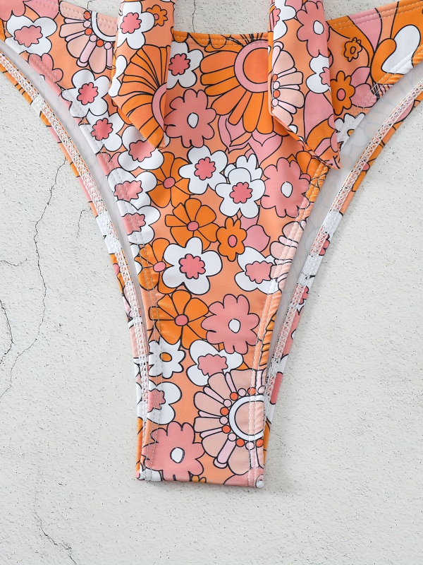 Kaheosaline bikini, print, kiiresti kuivanav, seljataga avatud, kõrge elastus, rinnahoe padja, polüester 82% / vooder 18%, 210 g/m²