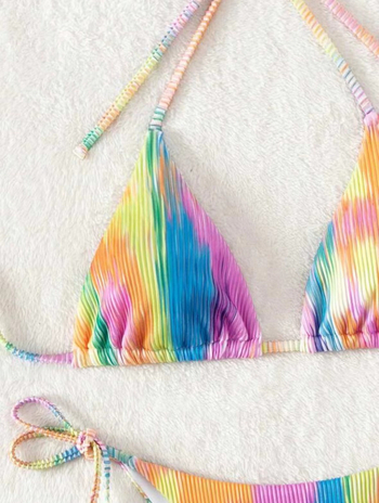 Gradientne kaheosaline naiste bikiinide komplekt, vooderdatud ülemine osa, ilma metalltoeta, polüestri kangas, vooder sisaldab 18% spandexi.