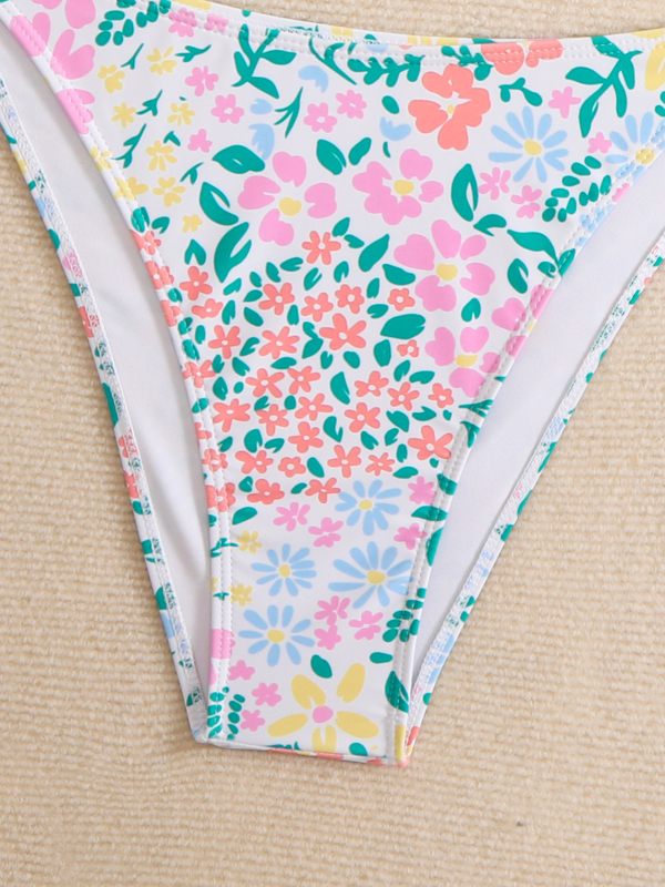 Naiste kaheosaline ujumistrikoo halterneck-kaelaga, selg avatud, polüester + elastaan, rindkere padjad