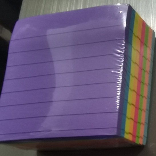 Флуоресцентни самозалепващи листчета с редове, 360 листа