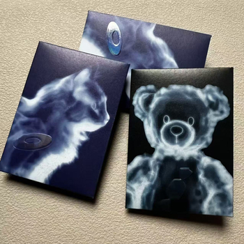 Lesserafim мърчандайз за персонажи, корейски стил, хартия с покритие