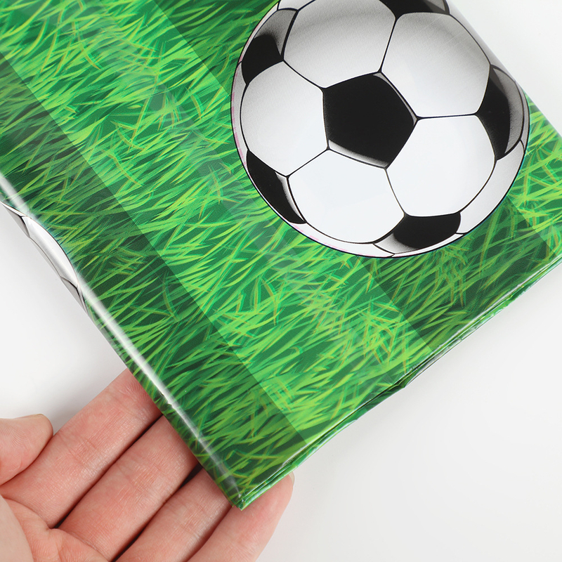 Jalgpalliteemaline murukate, fännikaunistus, veekindel ühekordne PE-kate, 137*274 cm