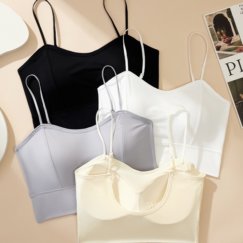 Nailonist rinnahoidja ilma õlarihmadeta, vormitud tassidega – täis tass, ilus tagant