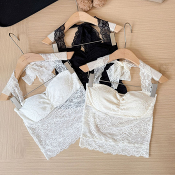 Niilonist halterneck topp pitsiga, läbipaistev, rinnapatjadega, täis kauss