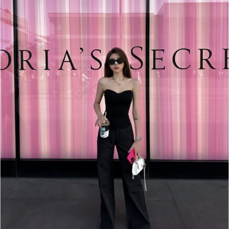 Varrukateta top koos kalasaba kujundusega, tänavust stiili, kitsas lõige, puuvill-spandex segu