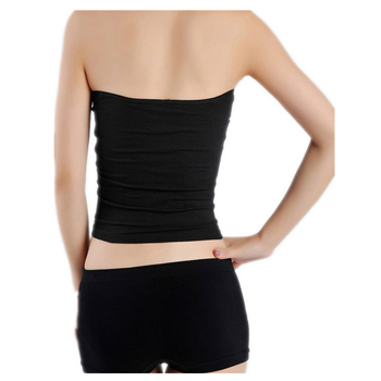 Modalist materjalist wrap-top rinnale, ühtlane värv, slim lõige, vabaaja stiil, peamine kangas Modal 51–70%, vooder Modal 81–90%.