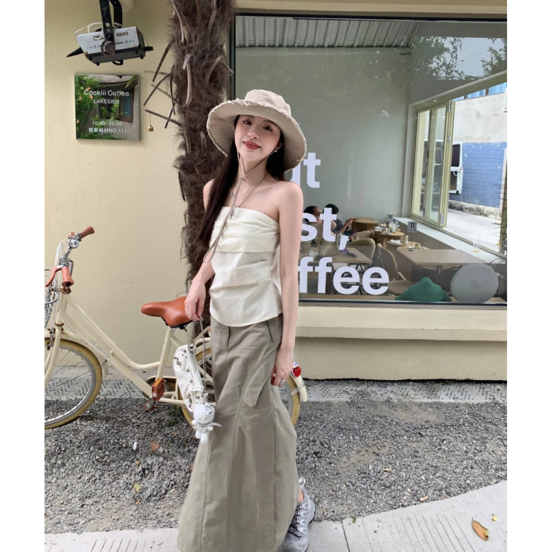 Õlarihmadeta toru-top, kitsas lõige, puuvill 80–90%, suvi 2025