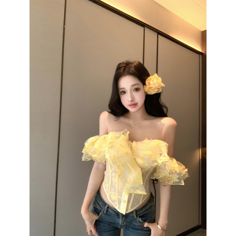 Naiselik camisole top - Kalaluude detail, õla rihmad, kitsas lõige, polüester (70–80%), suvi 2025