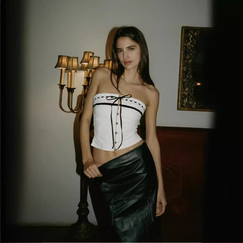 Lace-Up Tube Top ilma õladeta, puuvill 50–70%, spandex <30%, lühike pikkus