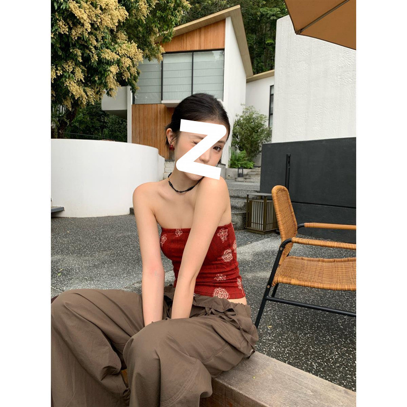 Kamisol-tüüpi urban top, ebakorraparane lõikega, akrüülkiud, talv 2022