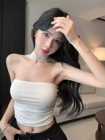 Naiste halterneck top, kitsas lõik, PVC kangas, eemaldatavad õlapaelad, ühes toonis