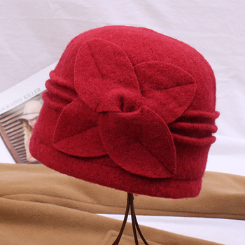 Őszi-téli széles karimájú kalap anyukáknak, multifunkcionális és meleg, négylevelű lóhere és napraforgó mintákkal díszítve középkorúaknak és idősebbeknek.