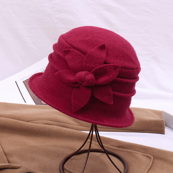 Őszi-téli széles karimájú kalap anyukáknak, multifunkcionális és meleg, négylevelű lóhere és napraforgó mintákkal díszítve középkorúaknak és idősebbeknek.