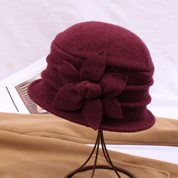 Őszi-téli széles karimájú kalap anyukáknak, multifunkcionális és meleg, négylevelű lóhere és napraforgó mintákkal díszítve középkorúaknak és idősebbeknek.