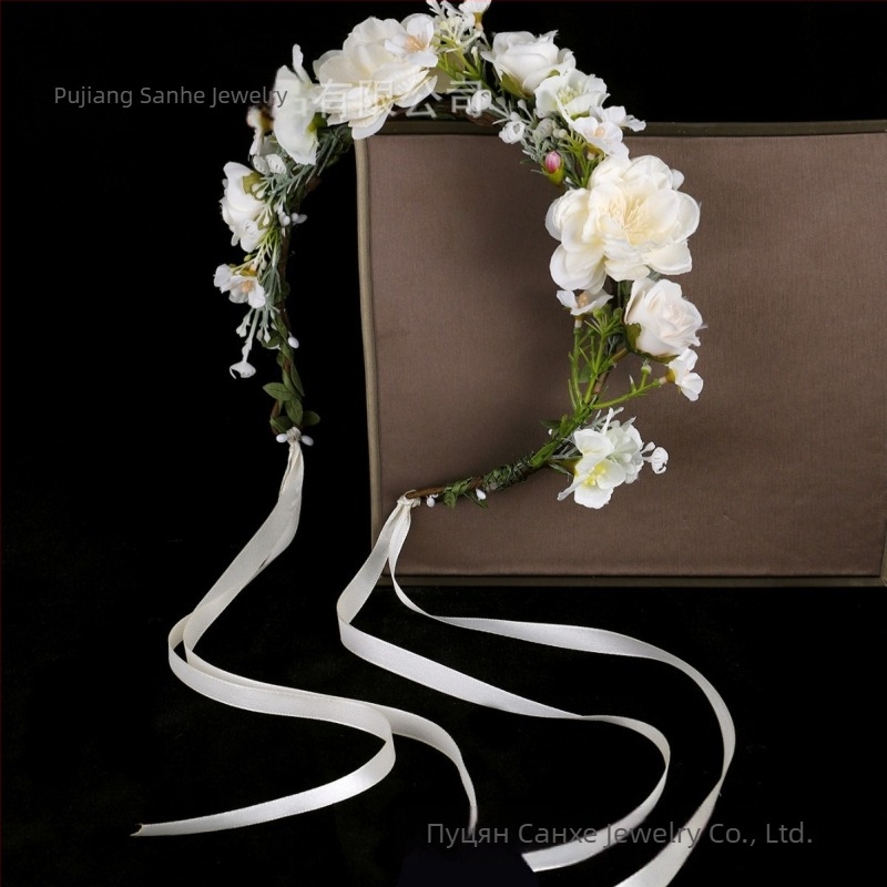 Детски цветен венец за коса - ръчно плетен текстилен аксесоар, форма на цвете, марка Orchid Wreath