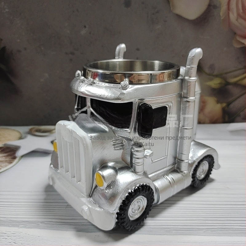 Semi-Truck чаша за кафе Kai Tu KT188 — Карикатура, украса от смола, синтетична смола