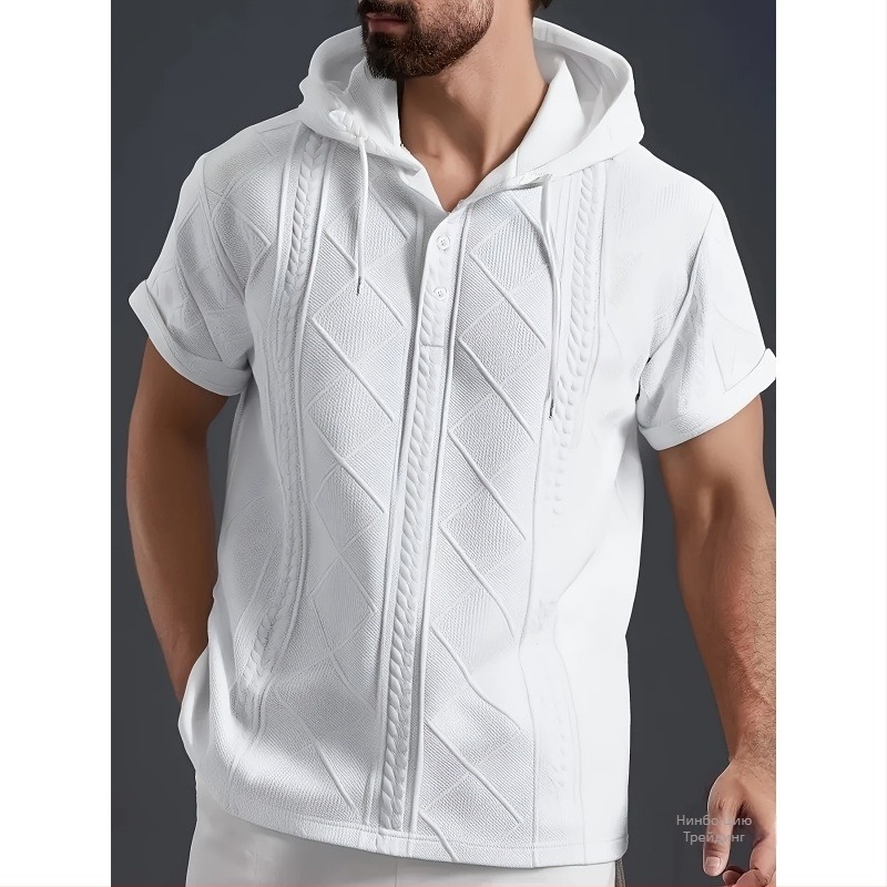 Мъжка тениска с качулка, Slim Fit, полиестер, къси ръкави, релефен принт