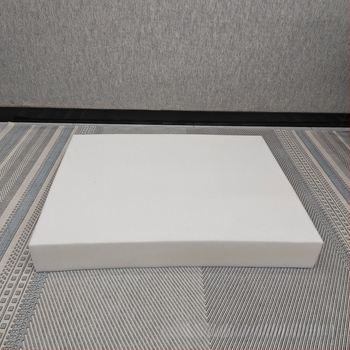 Яйцевидна платнена кучешка лежанка — легло за кучета