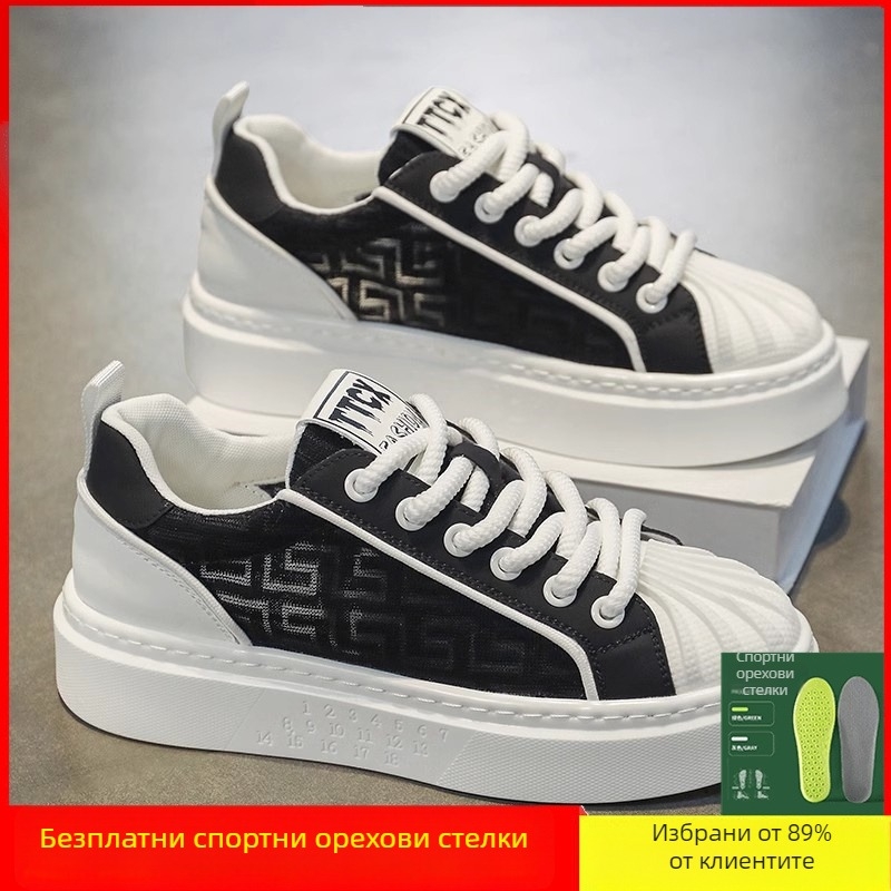 Мъжки спортно-ежедневни обувки, горна част микрофибър, подметка гума, вътрешност мрежа, кръгъл нос, нисък ток 1-3 см