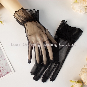 Булчински ръкавици с кант от лист лотос върху фина мрежа; къс минималистичен стил; Swiss Net материал; Пол: Жени; Сезон: Всички сезони; Пускане: пролет 2025.