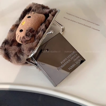 Монетник с леопардов принт, стил свеж и сладък, за дами, зима 2024