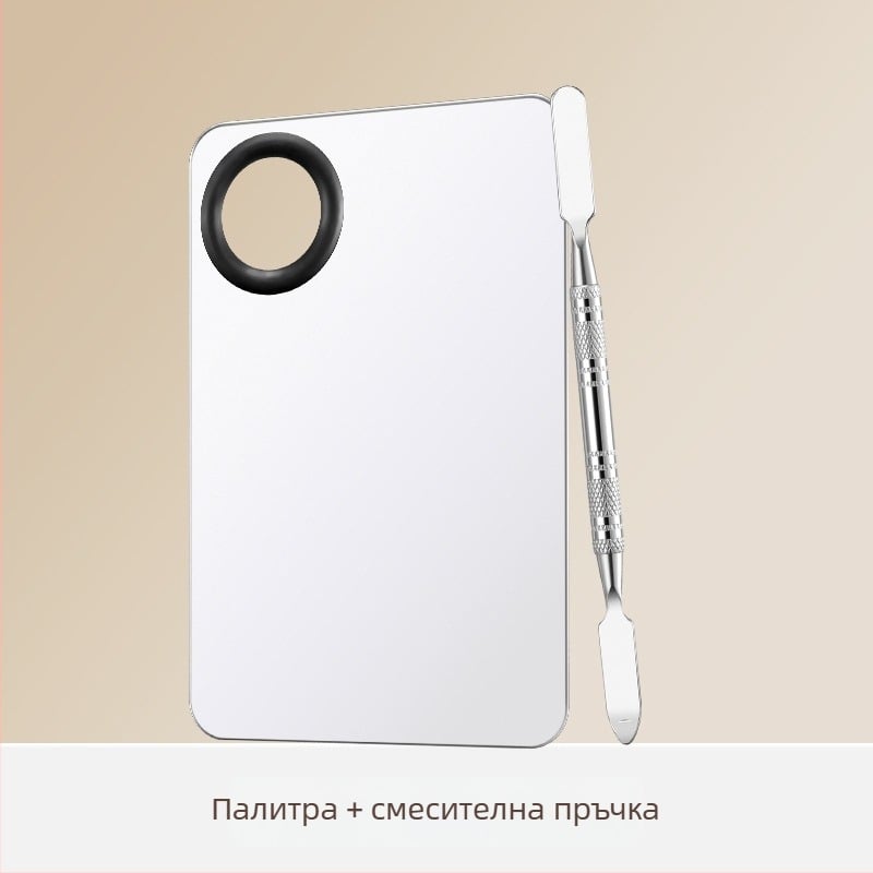 Фондационна четка със синтетично влакно, дървена къса дръжка, плоска глава