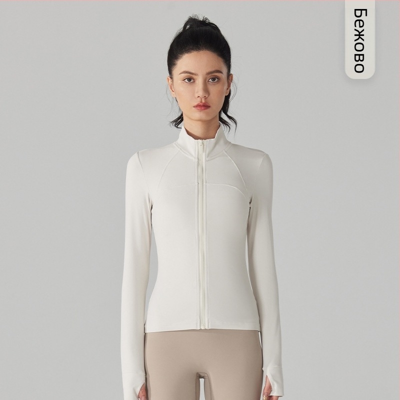 Дамско яке с подплата от полар, външна част от нейлон и велур, стояща яка, преден цип.