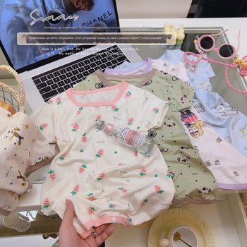 Lyocell бебешки спален чувал с разделени крачета – лято 2025, антибактериален, карикатурен принт