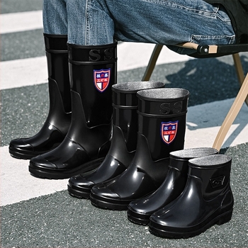 Мъжки високи дъждовни ботуши - водоустойчиви, противохлъзгащи, всесезонни, с мрежеста подплата и инжекционна технология на подметката