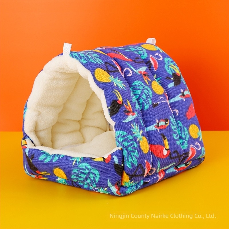 Памучно гнездо за папагали и други птици – хамак с тигров принт за зимния период; произход Хебей; възможна частна марка