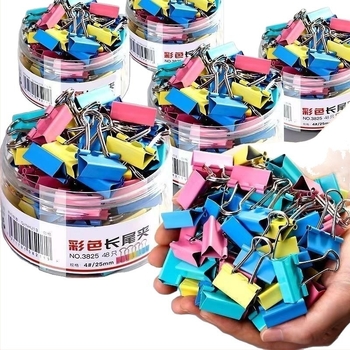 60 броя метални клипсове за офис организация (Марка: Friendly; Код на продукта: zms; Материал: Метал)