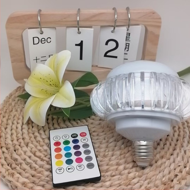 LED Bluetooth RGB светлина с дистанционно димерване и смяна на цвета, вътрешна кристална фенер-лампа XR-06