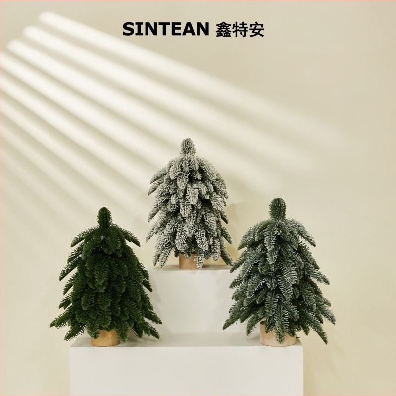 Коледно дърво Xinte, PE материал, полу-механична конструкция, настолно използване